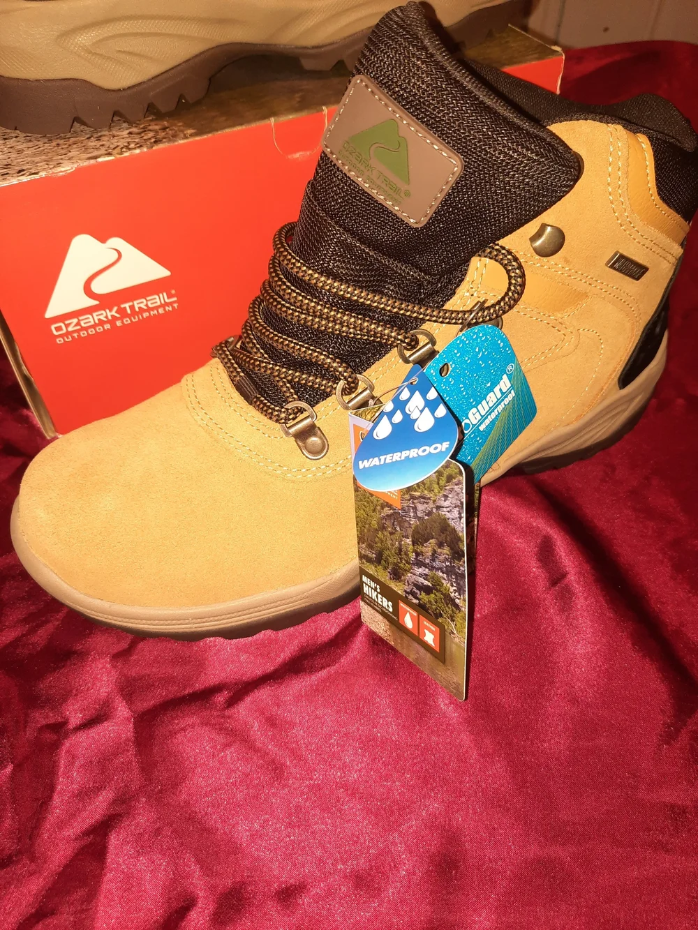 Ozark Trail Mens Waterproof Hiking Boot Free Edge Hiker Size 10
